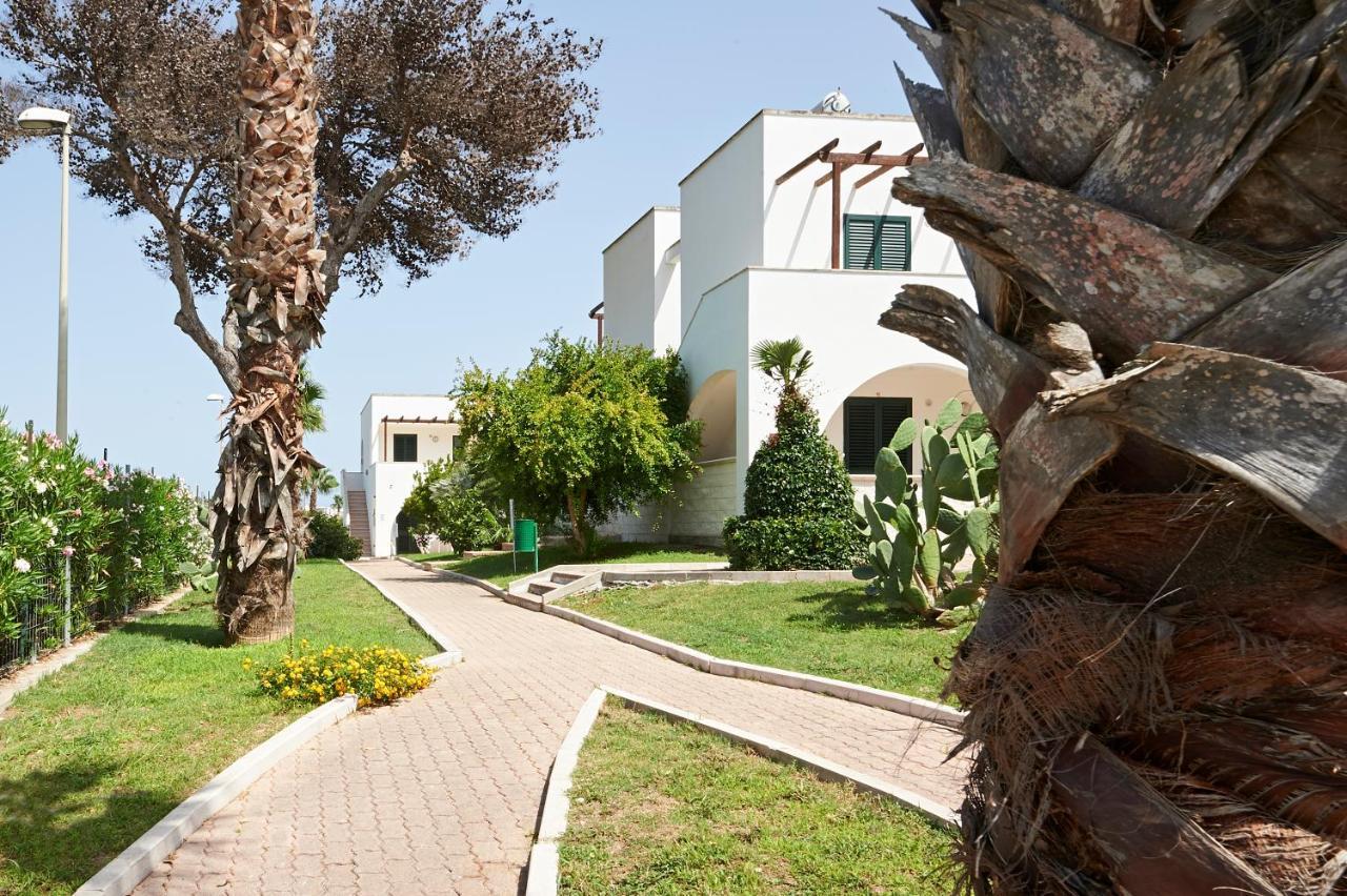 Alba Azzurra - Cdshotels Torre dell'Orso Exterior foto